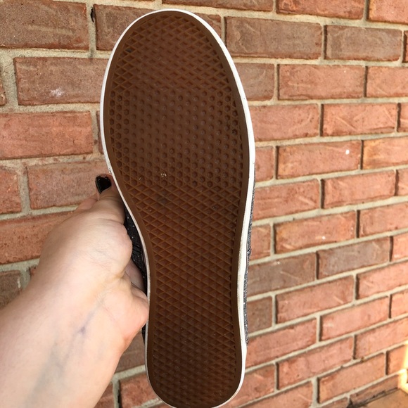 Women’s gray vans - Picture 3 of 5